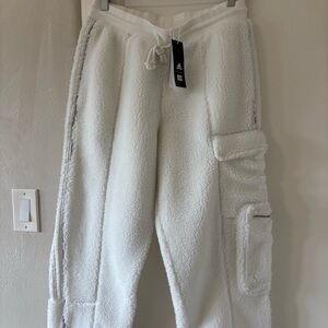 NWT Adidas x Ivy Park Teddy Sherpa Cargo Sweatpants White